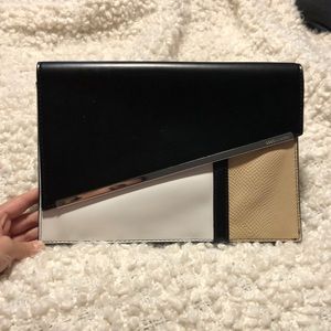 BCBG CLUTCH